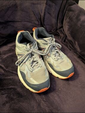 Men's Running Shoes